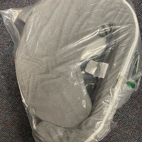 My Brest friend deluxe breastfeeding pillow - Picture 2 of 2